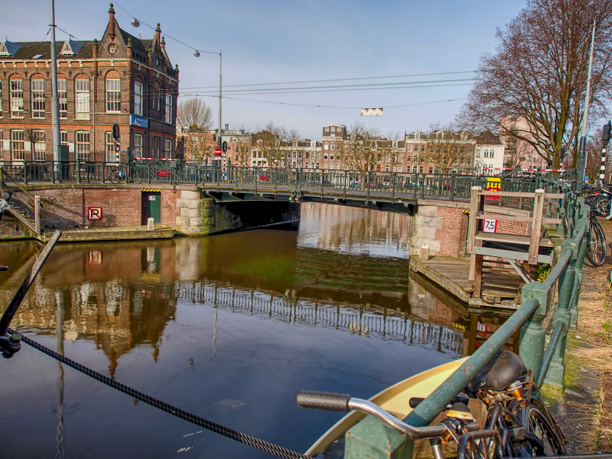 Puente Bullebak en Ámsterdam