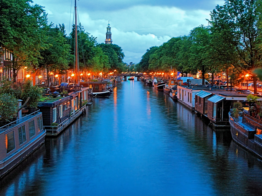 Visitar Ámsterdam barato - Los Canales de noche