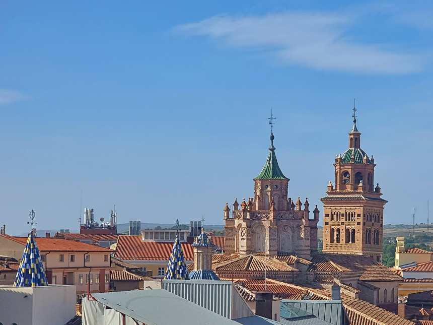 Panorámica de Teruel capital desde la muralla medieval